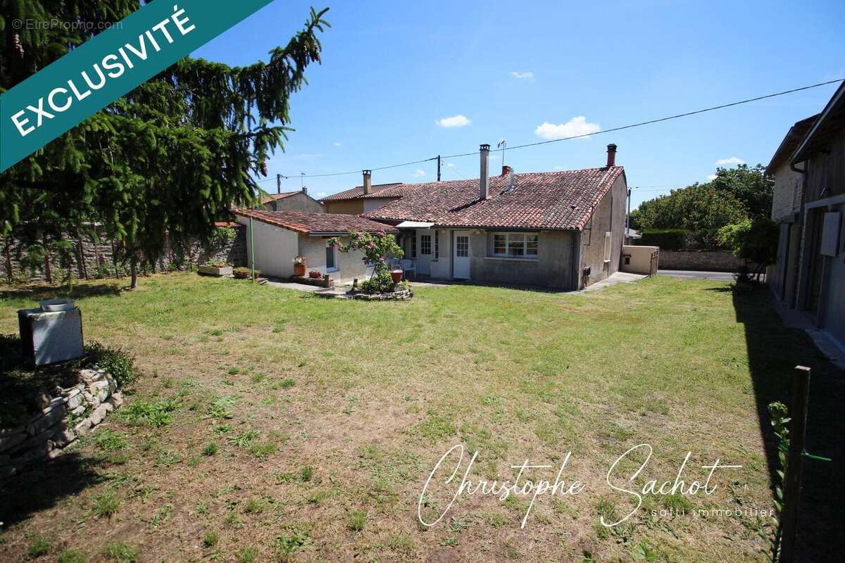 Photo 2 - Maison à CHIZE