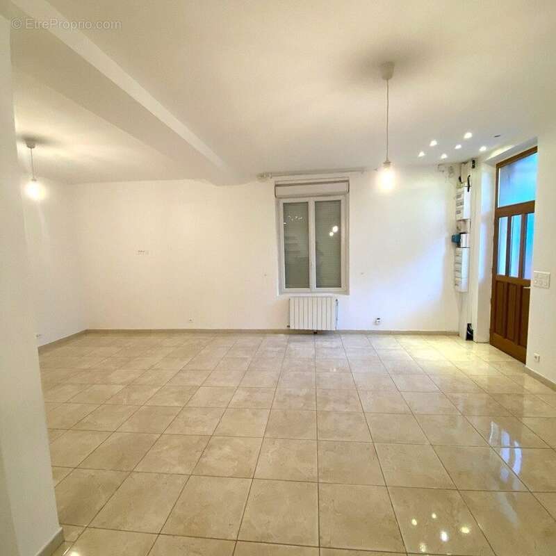 Maison à SAINT-OUEN-L&#039;AUMONE