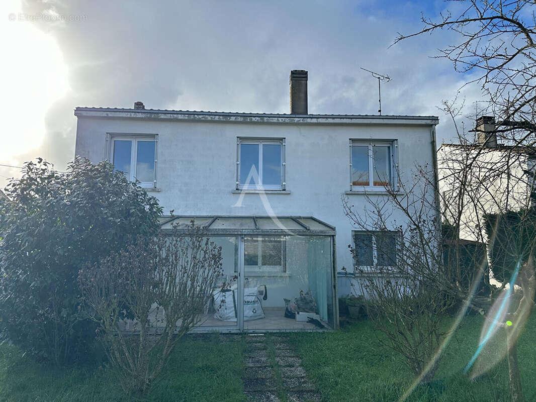 Maison à ROCHEFORT