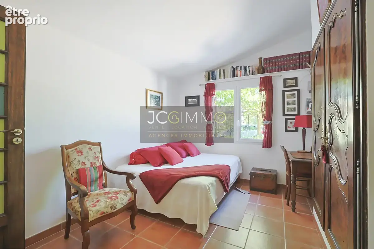 Propriété T7 de 191m2 hab sur terrain 17 573m2 avec piscine et terrain de tennis - photo 13