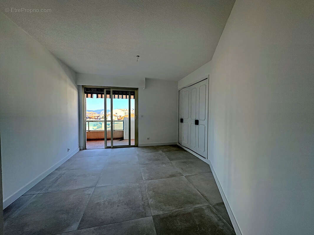 Appartement à SAINT-RAPHAEL