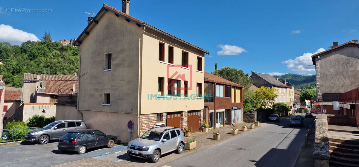 Maison à CAMARES