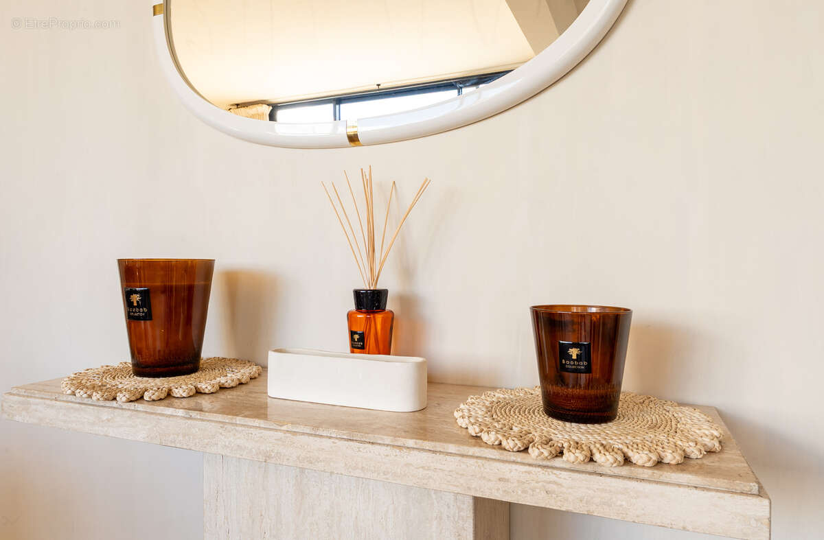 Appartement à PARIS-8E