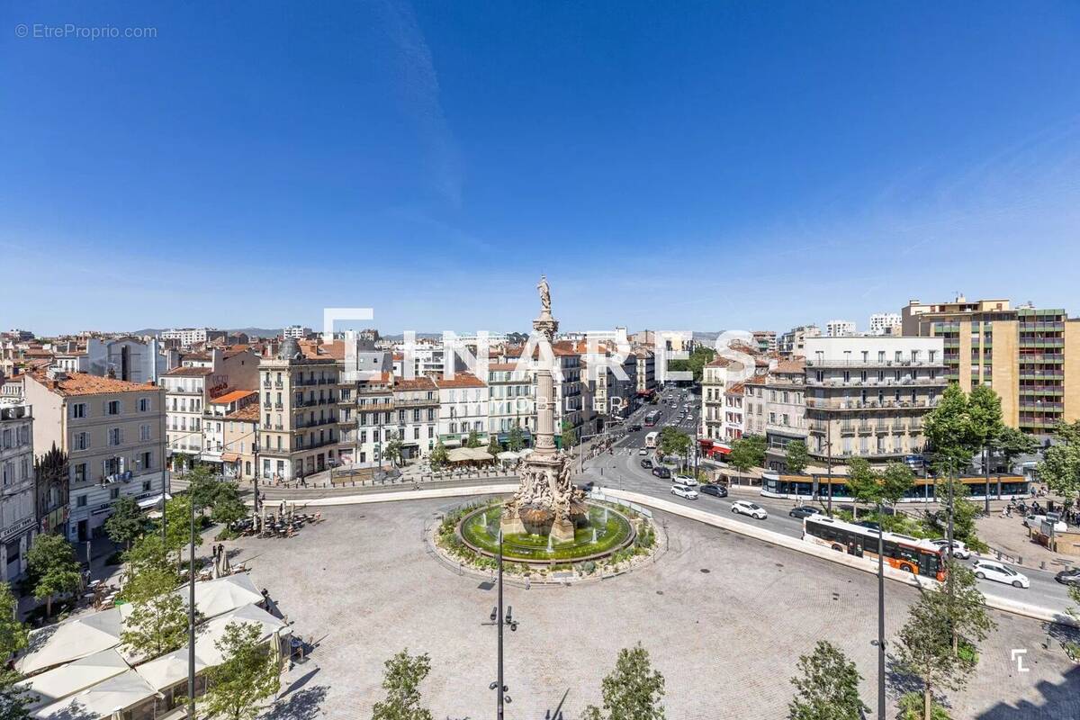 Appartement à MARSEILLE-6E