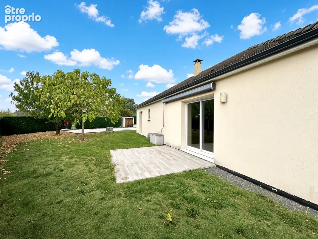 Saint-Pantaléon-de-Larche, plain pied, 3 chambres,100 m2, piscine ! - photo 4