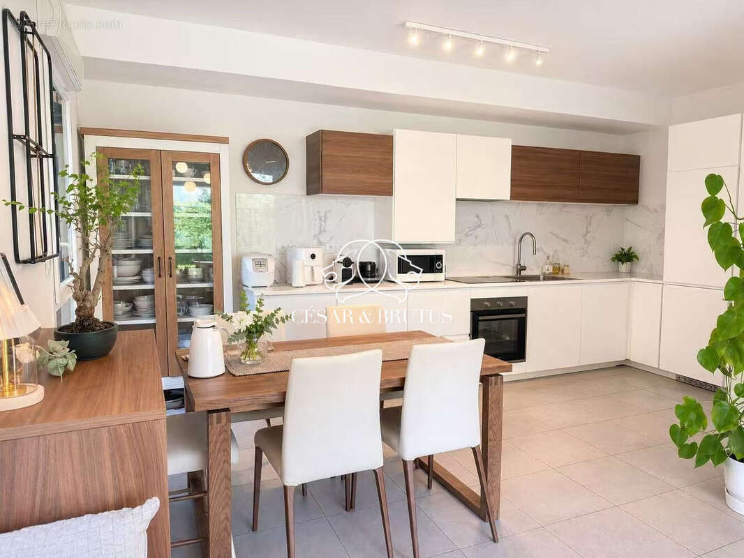 Appartement à LYON-7E