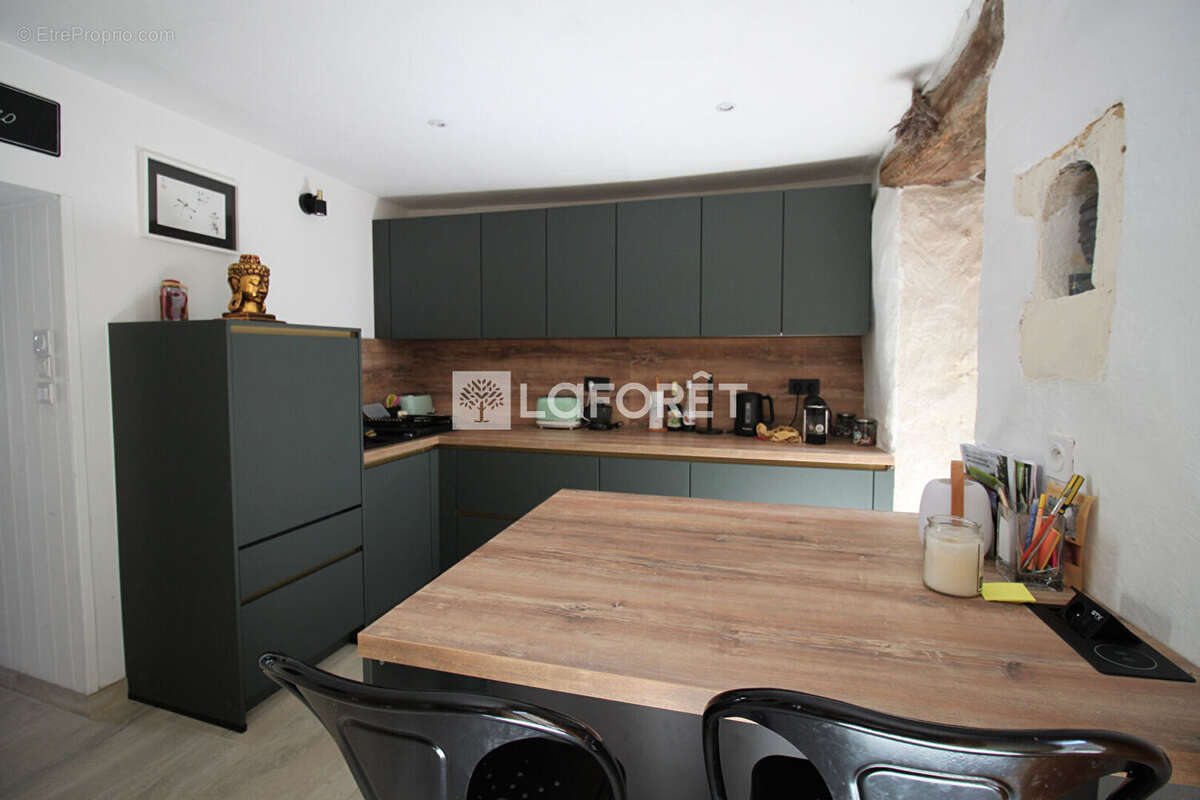 Maison à PAUSSAC-ET-SAINT-VIVIEN