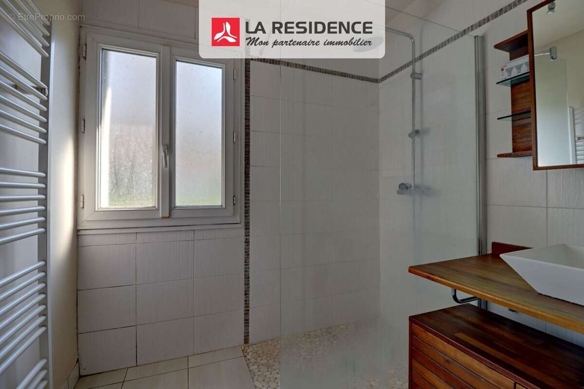 Maison à MAREIL-SUR-MAULDRE