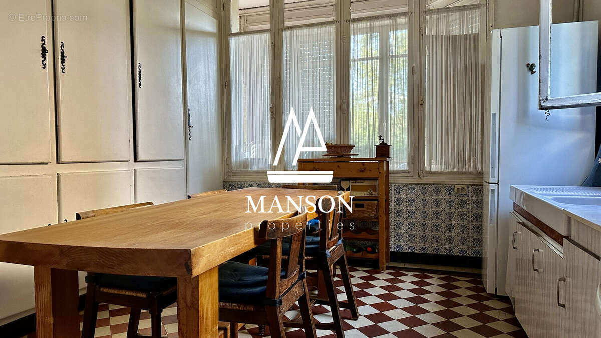 Maison à LE BOUSCAT