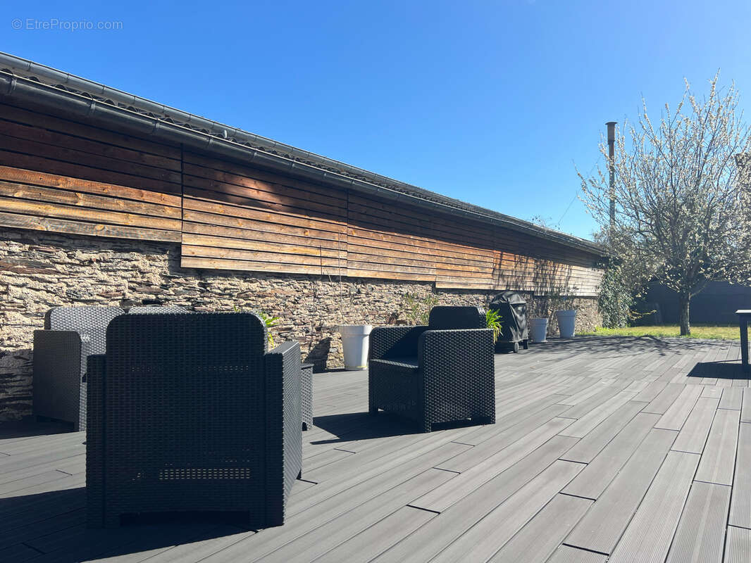 Maison à LES PONTS-DE-CE