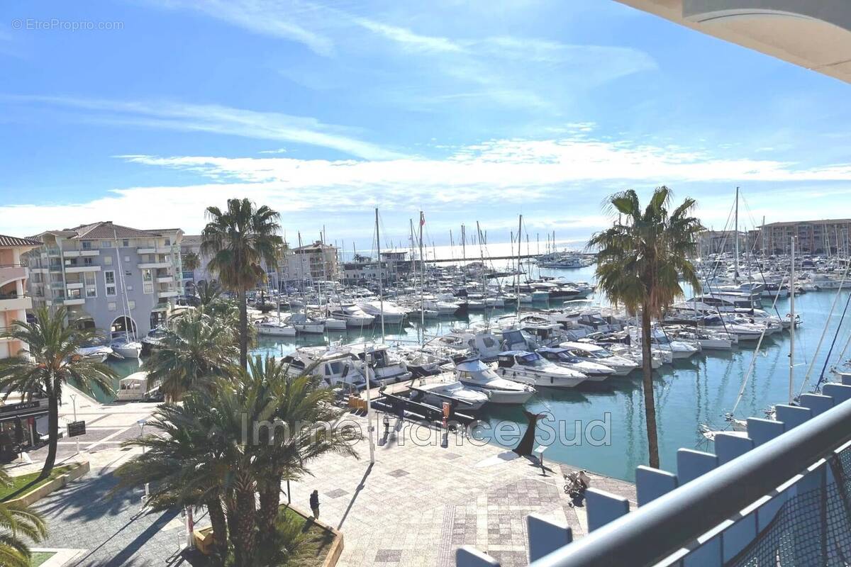 Appartement à FREJUS