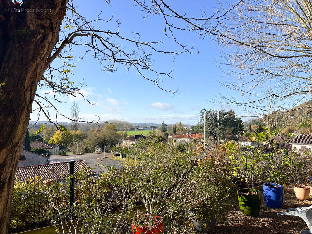 Maison à COLAYRAC-SAINT-CIRQ