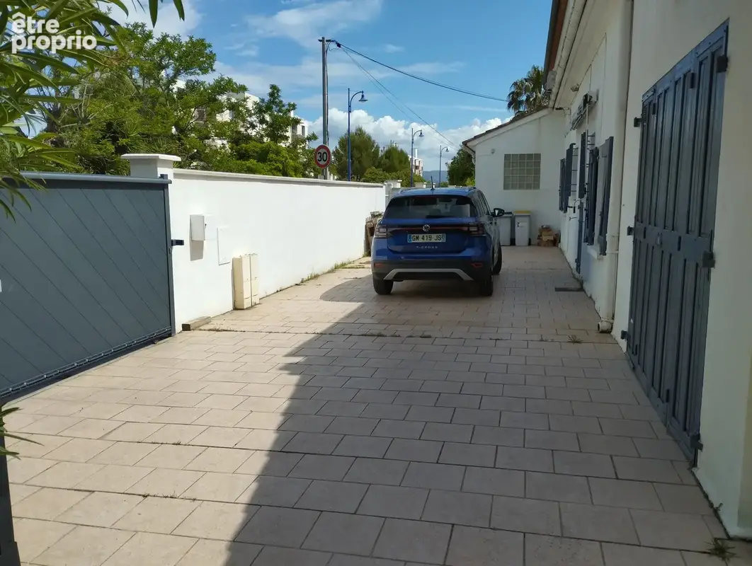 Villa plain pied quatre chambres plages a pied pleine propriete - photo 36