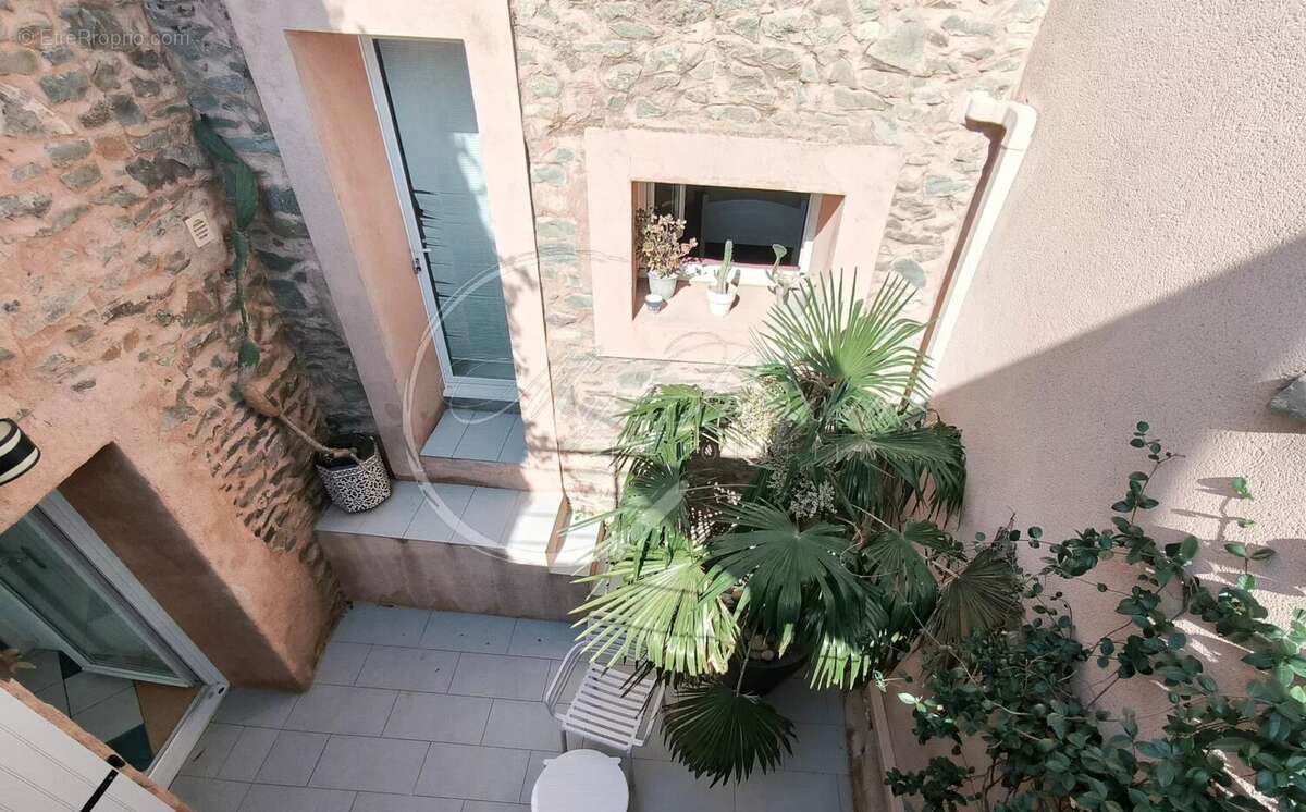 Appartement à ESCALES