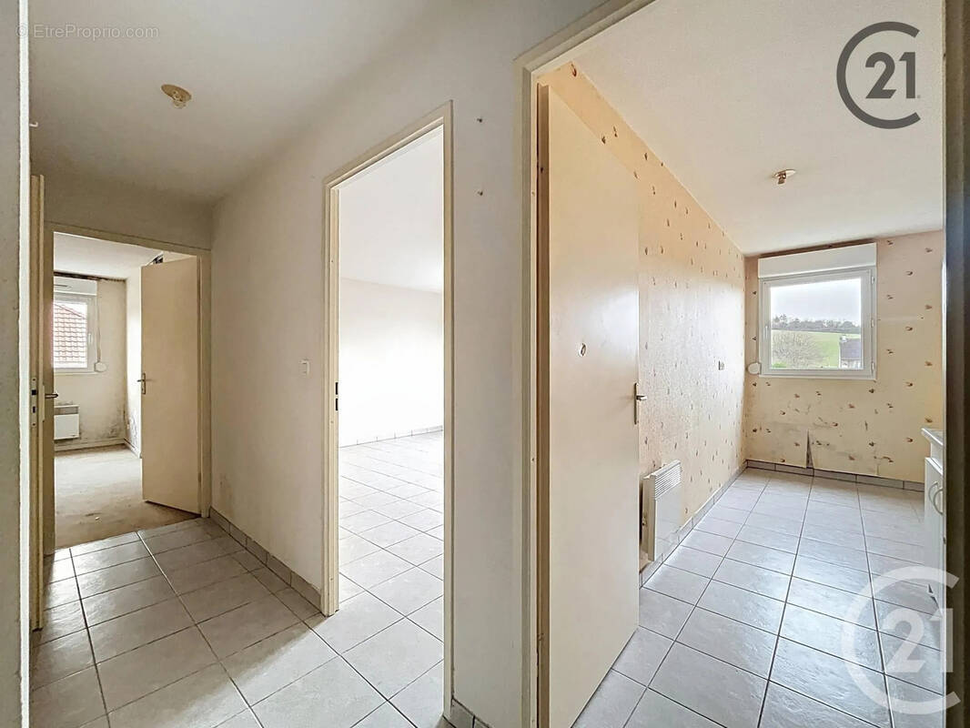 Appartement à VILLENEUVE-SUR-YONNE