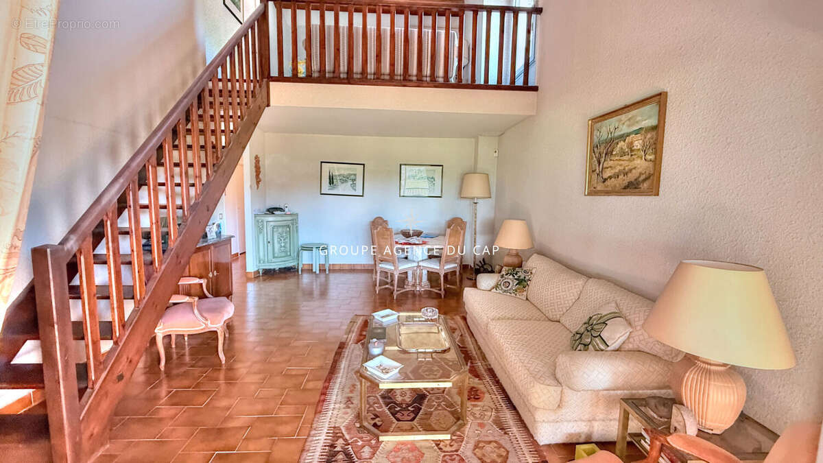 Appartement à SAINT-RAPHAEL