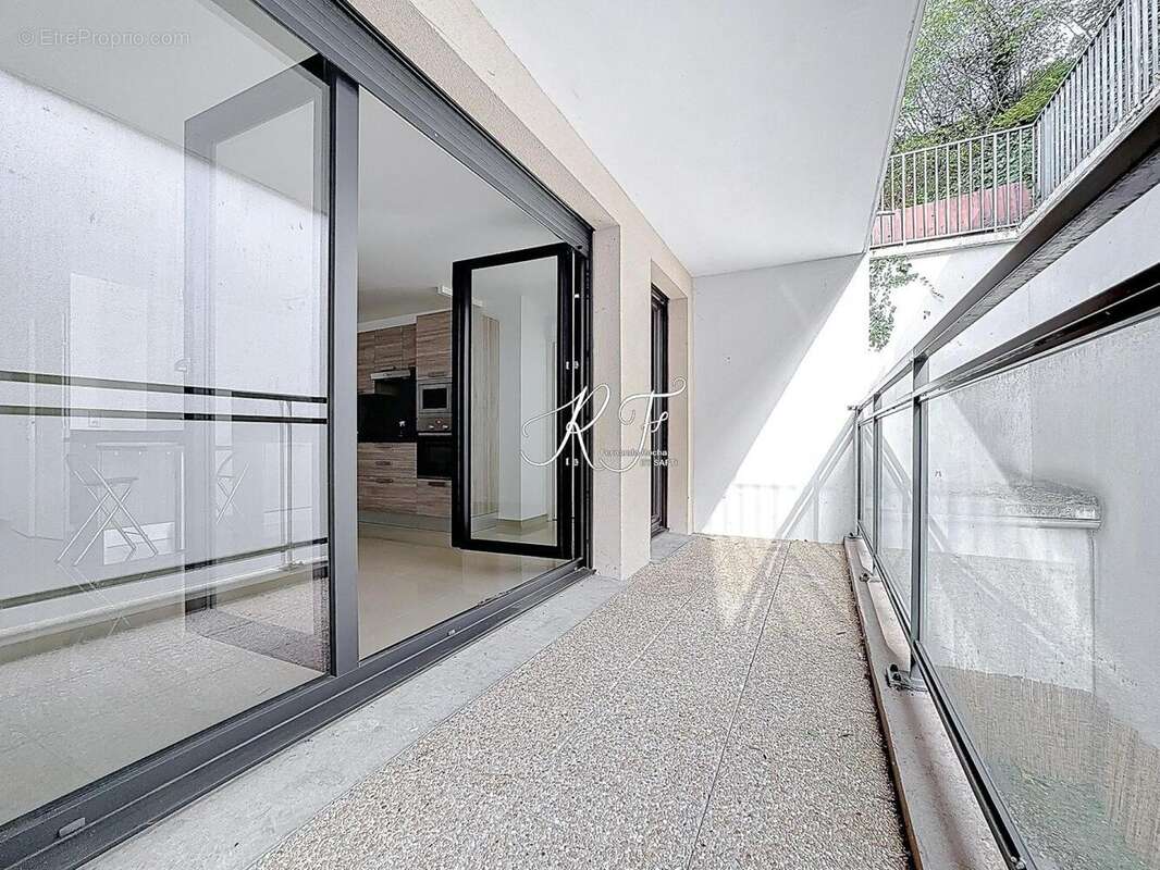 Photo 2 - Appartement à MERY-SUR-OISE