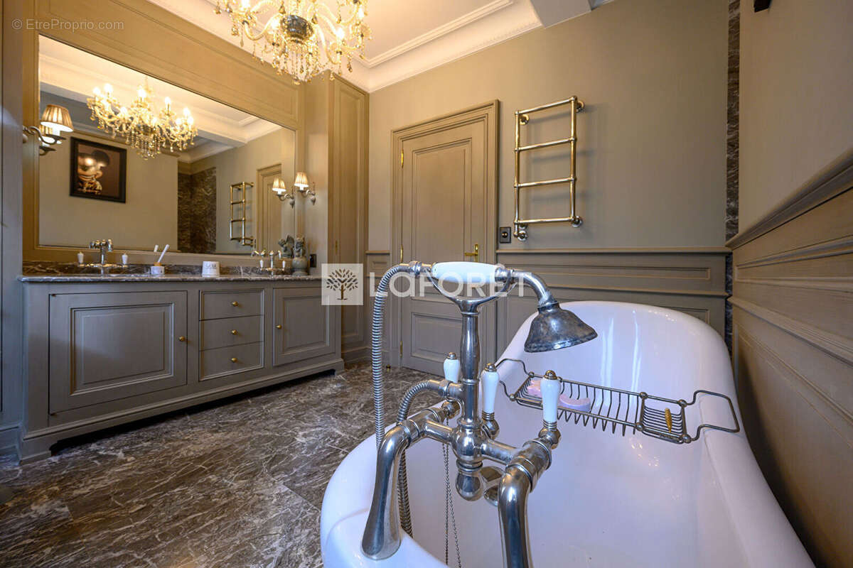 Château de la Fontaine - Maison 500 m2 - 1,8 Hectare - 6 chambres - photo 14