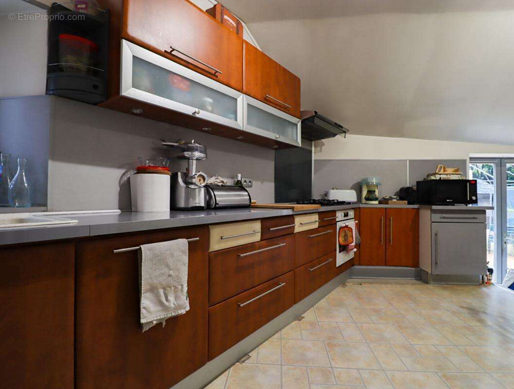 Maison Moulin Mage maison rénovée de 140 m² au coeur du village - photo 2