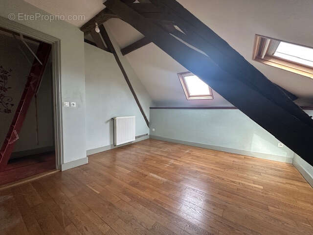Maison à LORMES