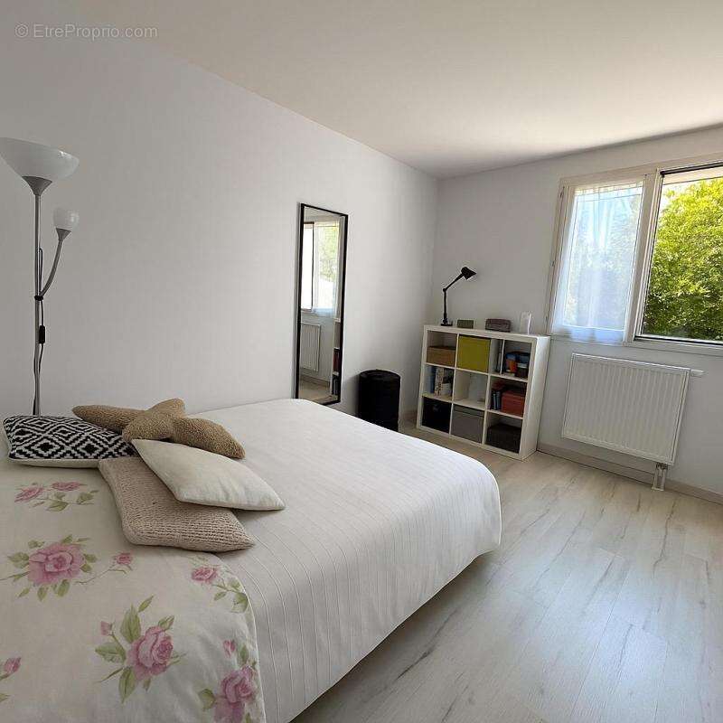 FRANQUEVILLE-SAINT-PIERRE (76520) Maison familiale, 5 chambres, 162 m², terrain de 1281 m² - photo 9