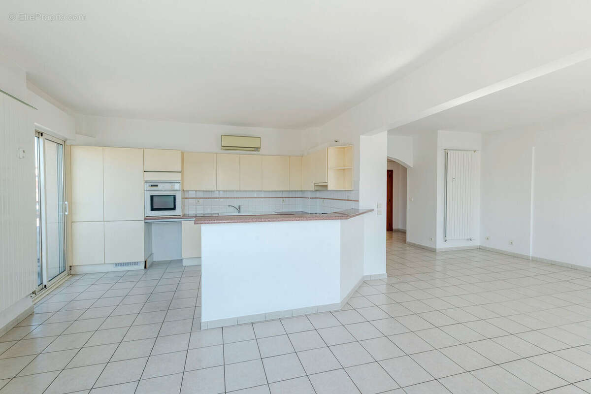 Appartement dernier étage avec vue mer panoramique au coeur de saint-raphaël - photo 4