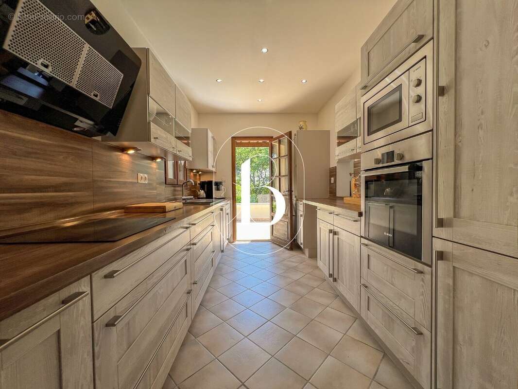 Maison à GOUDARGUES