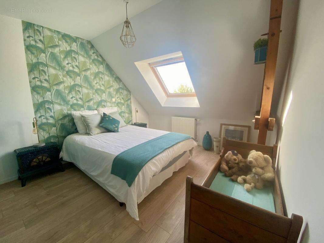 Maison à SAINT-PRYVE-SAINT-MESMIN