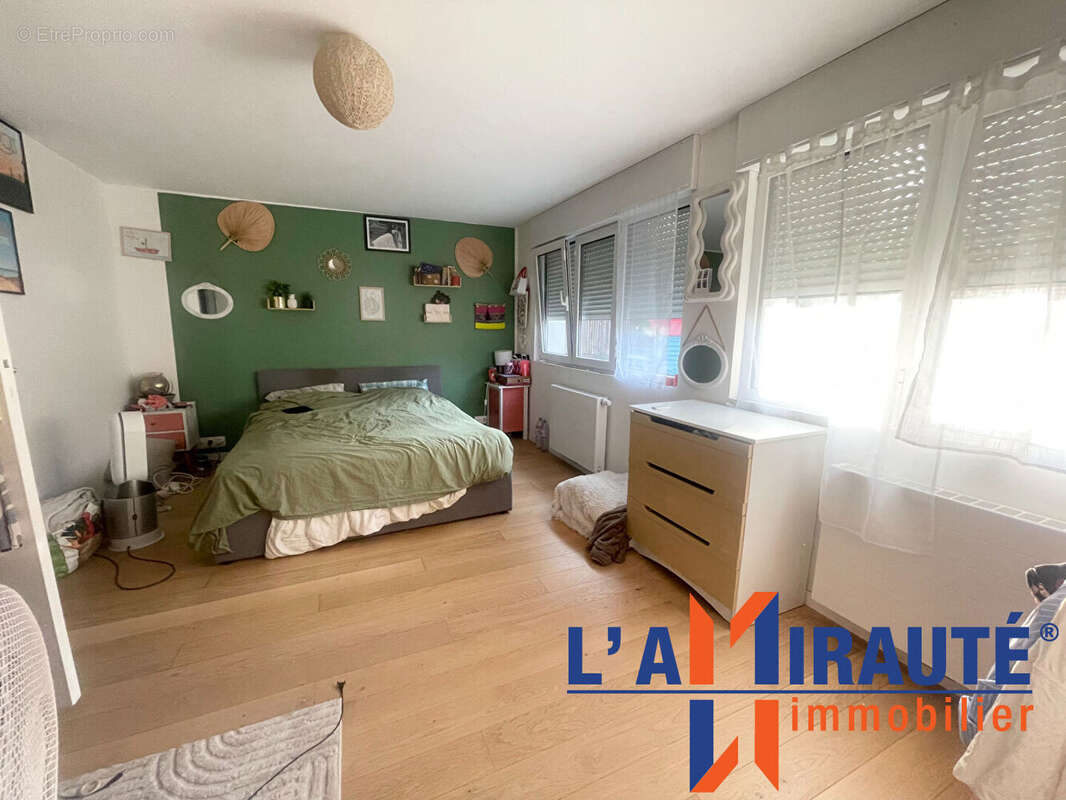 EXCLUSIVITE: Maison Sartrouville 4 pièce(s) 95 m2 - photo 5
