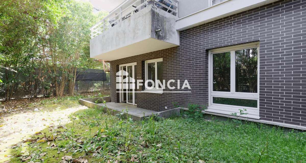 Appartement à CORBEIL-ESSONNES