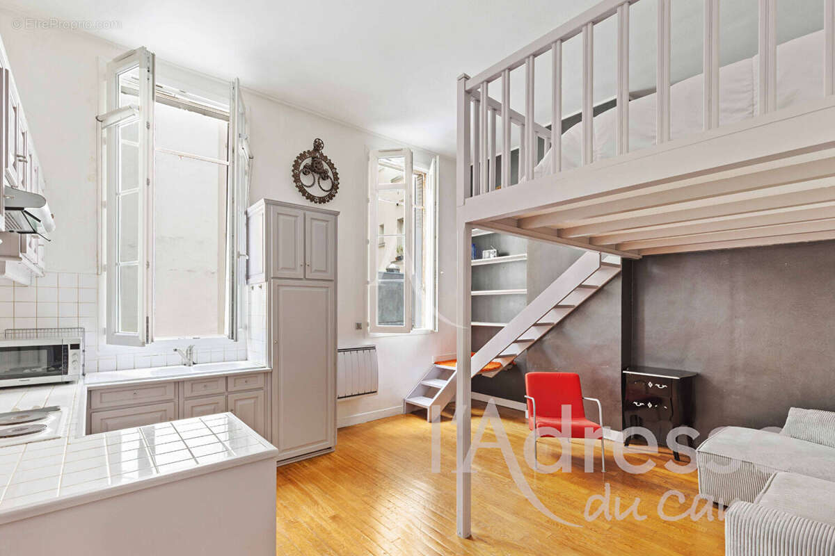 Appartement à PARIS-11E