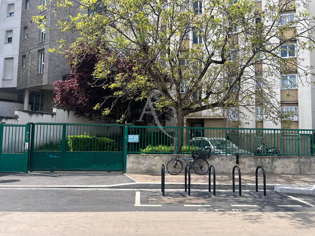 Appartement à AUBERVILLIERS
