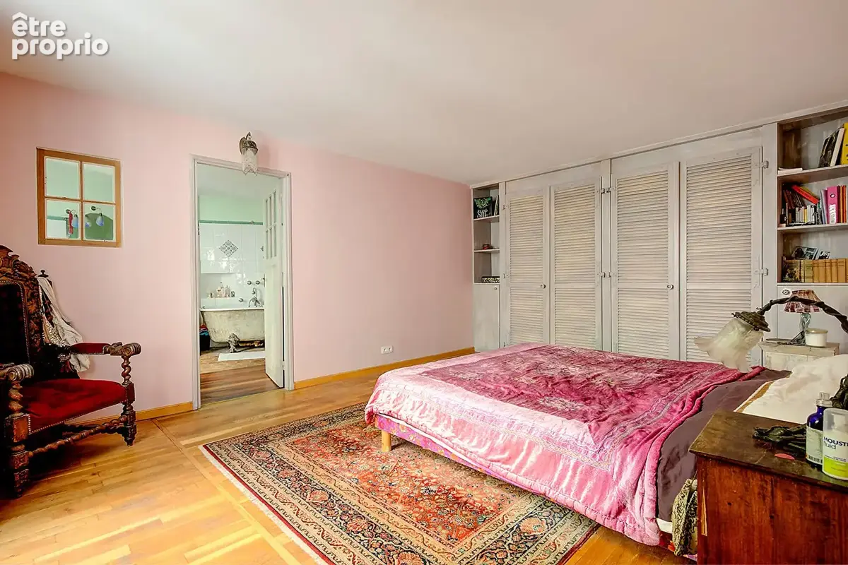 Montmartre  abbesses / 4 pièces de caractère de 103 m² au calme absolu - photo 10