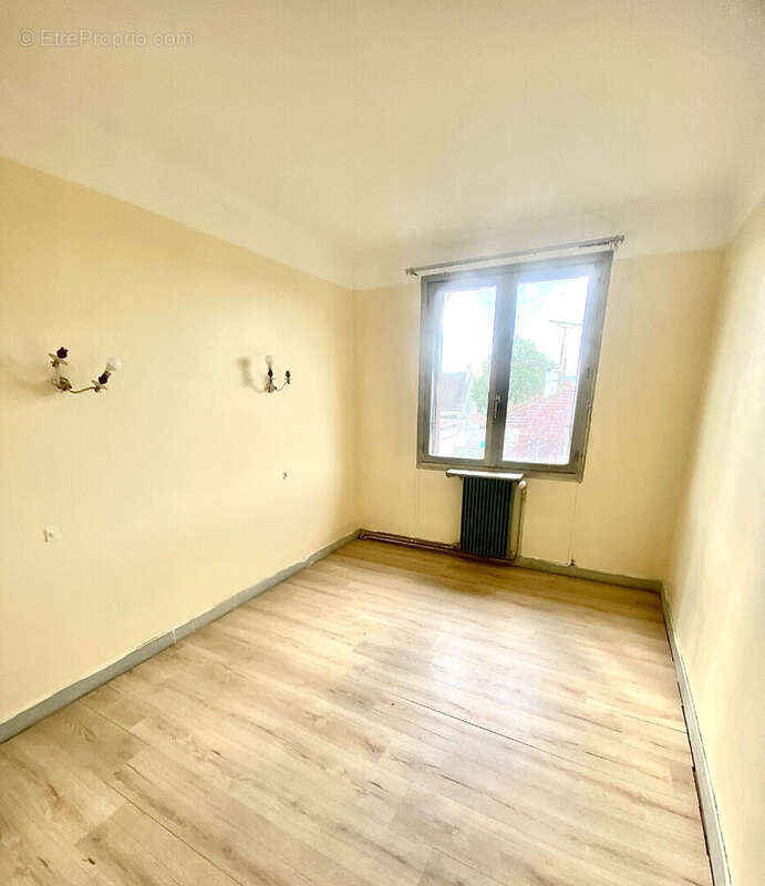 Maison à AUBERGENVILLE