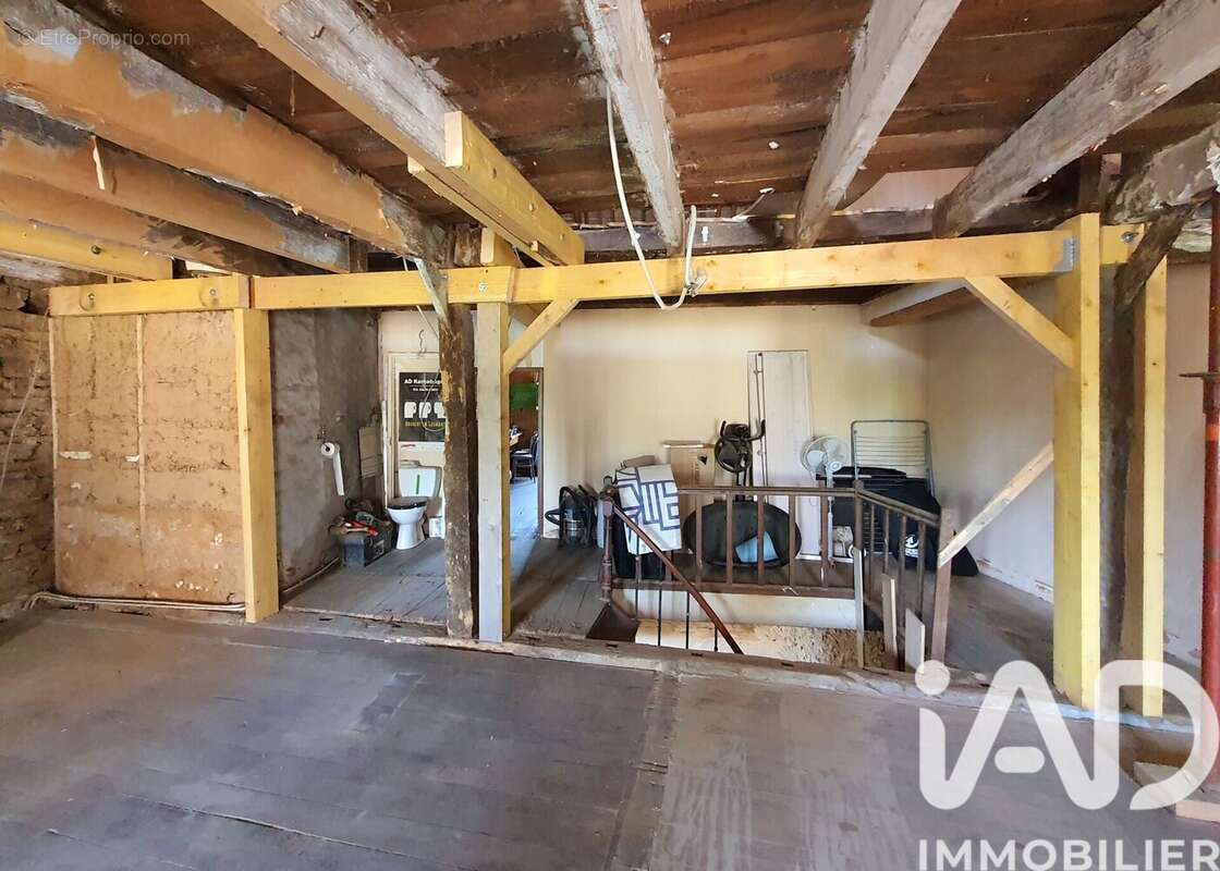 Maison 98 m² à Trans-La-Foret  - photo 6