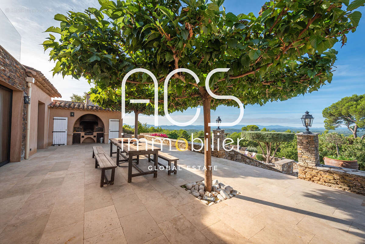 Achat Vente Villa Draguignan 7 pièces 263.20 m2 Extérieur Jardin Piscine Garage Dépendance - photo 10