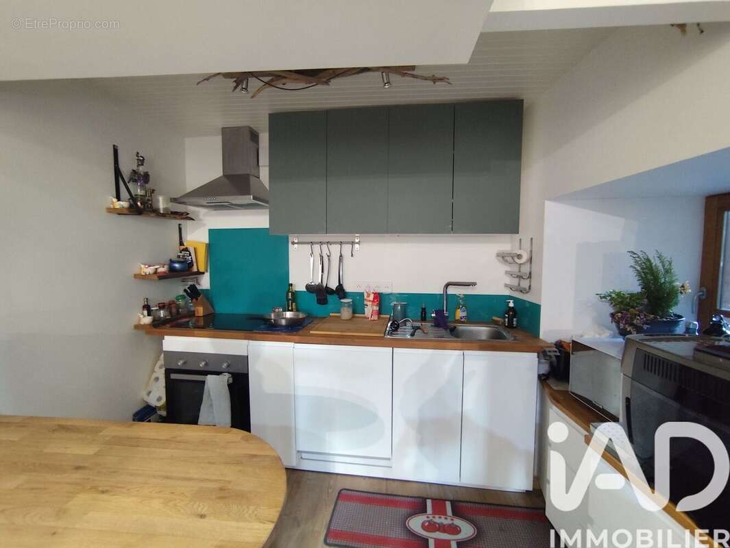 Maison 60 m² à Marols  - photo 3
