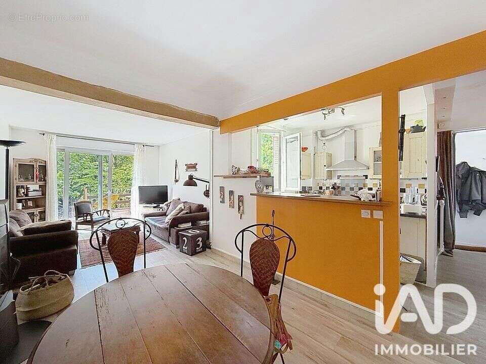 Maison 104 m² à Massy  - photo 4