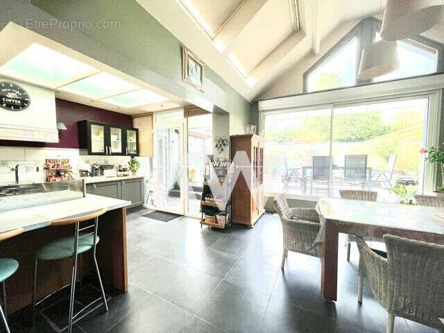 Maison 159 m² à Conde-Sur-L'escaut  - photo 9