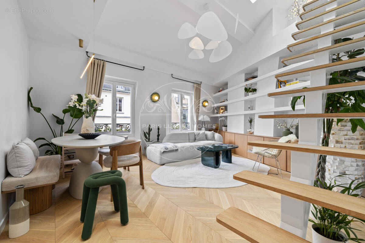 Appartement à PARIS-6E