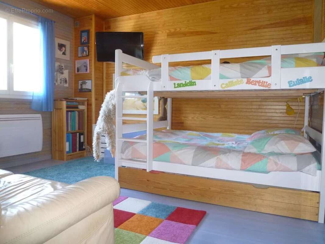 Maison à PUGET-THENIERS