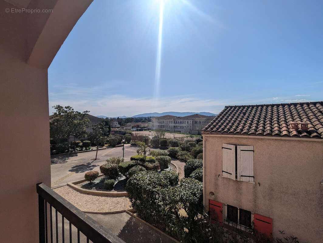 Appartement à MOUANS-SARTOUX