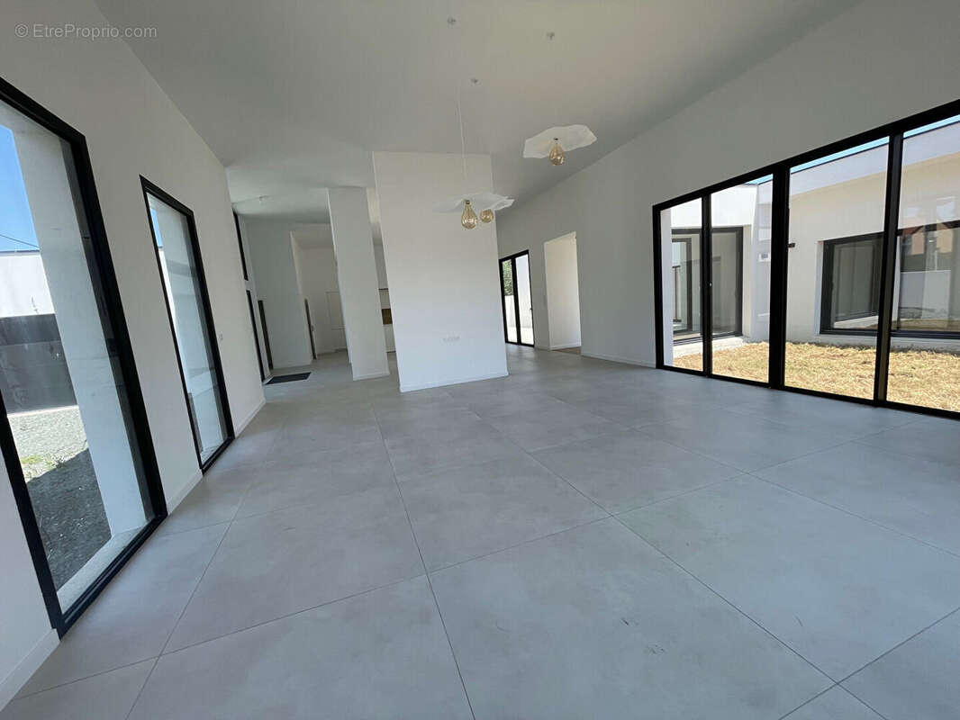 Maison à SAINT-ANDRE-DE-LA-MARCHE