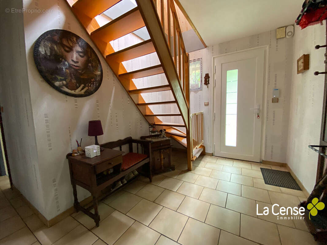 Maison à PERONNE-EN-MELANTOIS