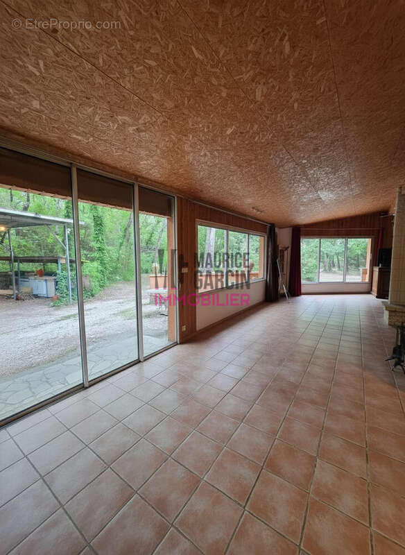 Maison 180 m² à Pernes-Les-Fontaines  - photo 6