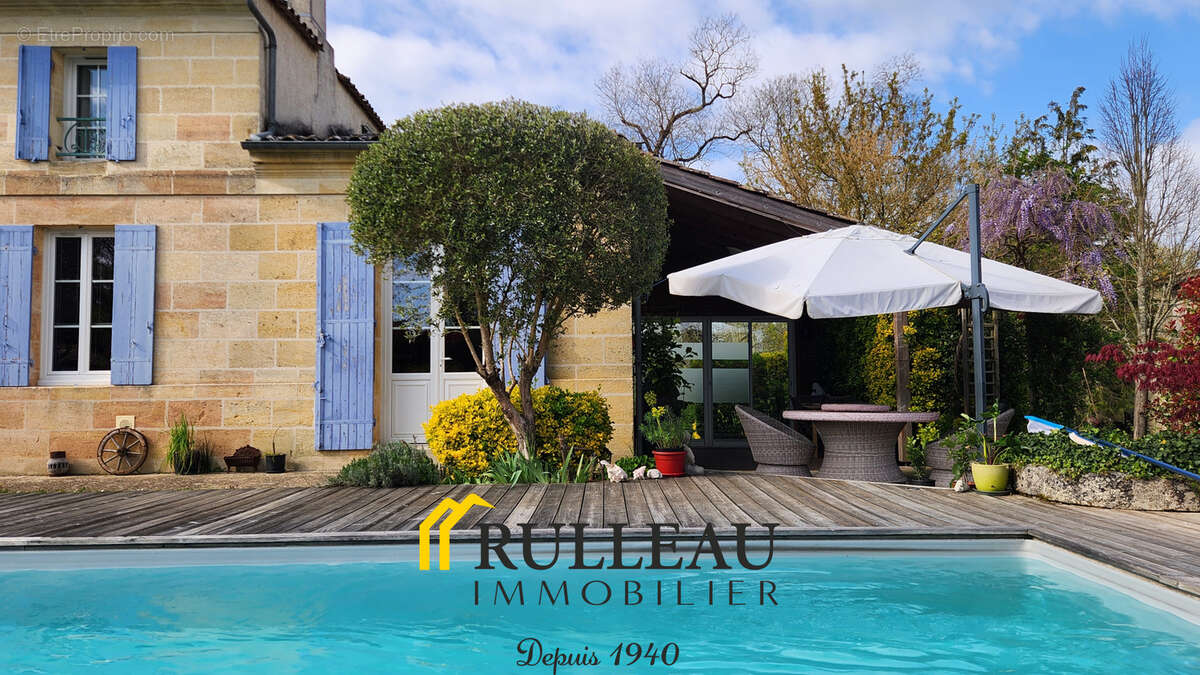 Maison à TEUILLAC