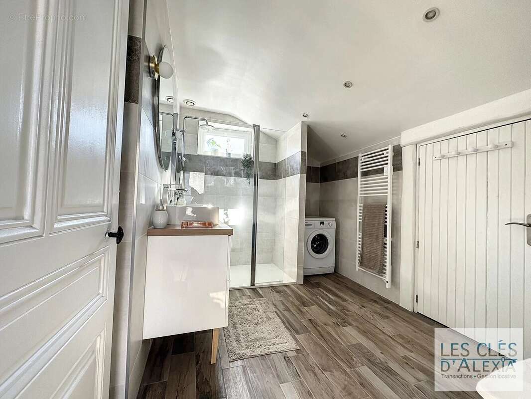 Appartement à ECHALAS