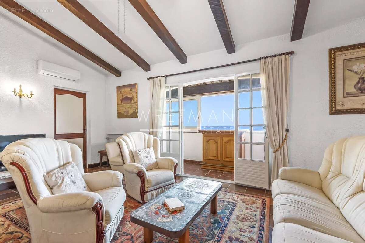 Maison à SAINT-RAPHAEL