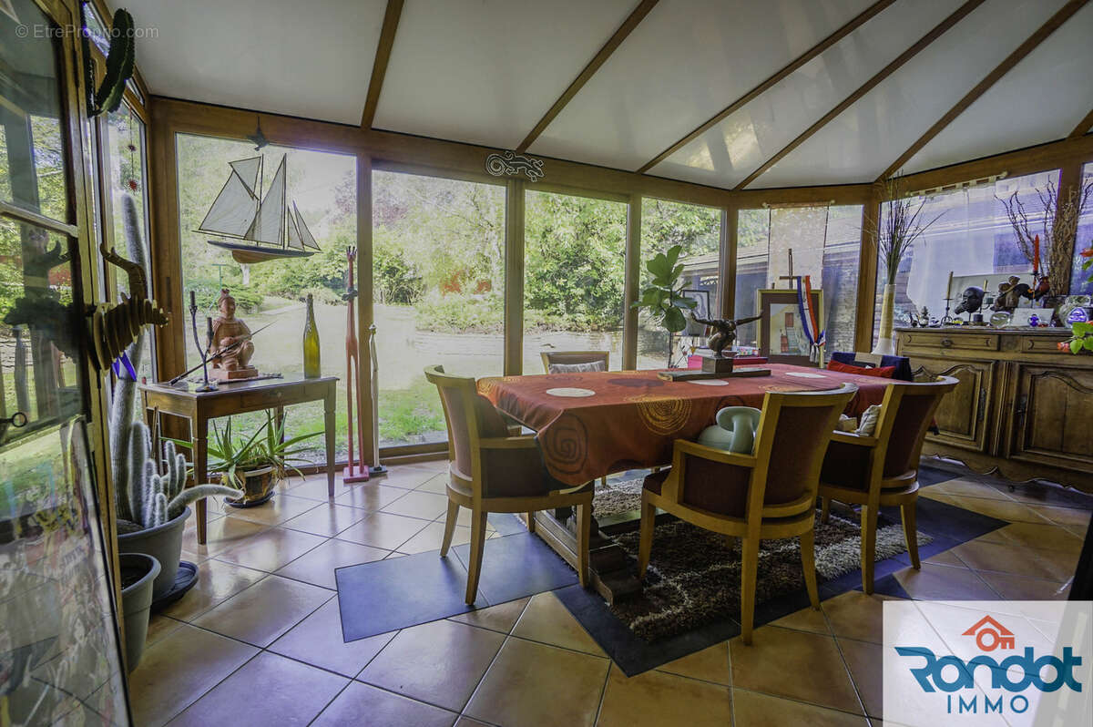 Maison à MAREY-SUR-TILLE