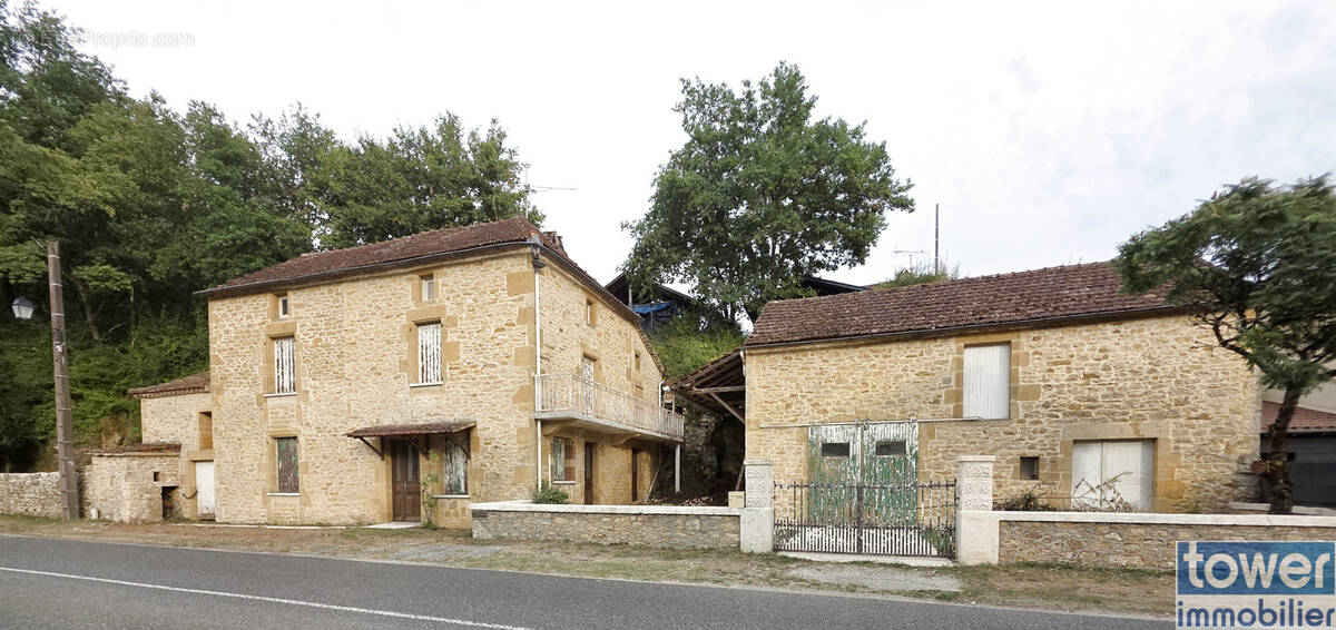 Maison à FRAYSSINET-LE-GELAT